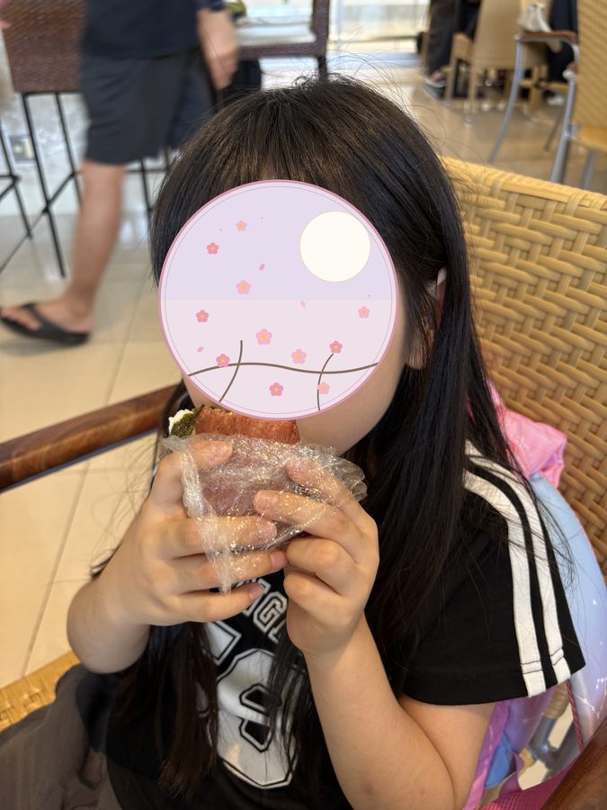 下の子はポーク玉子おにぎりがお気に入りに