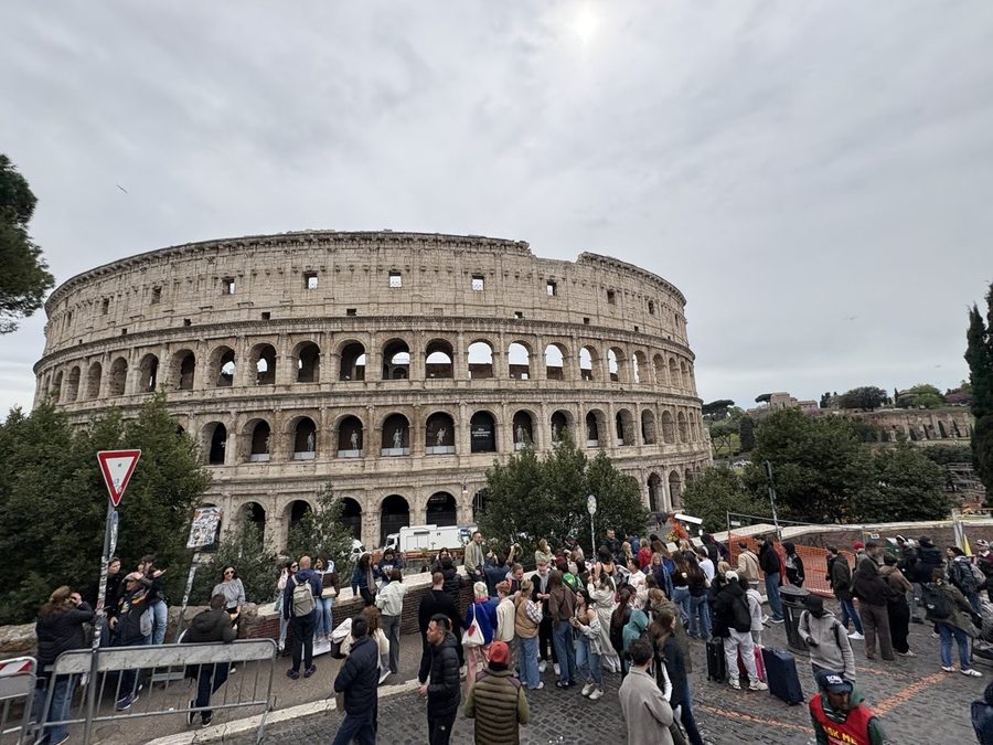 ローマ：遺跡がそのまま街にある